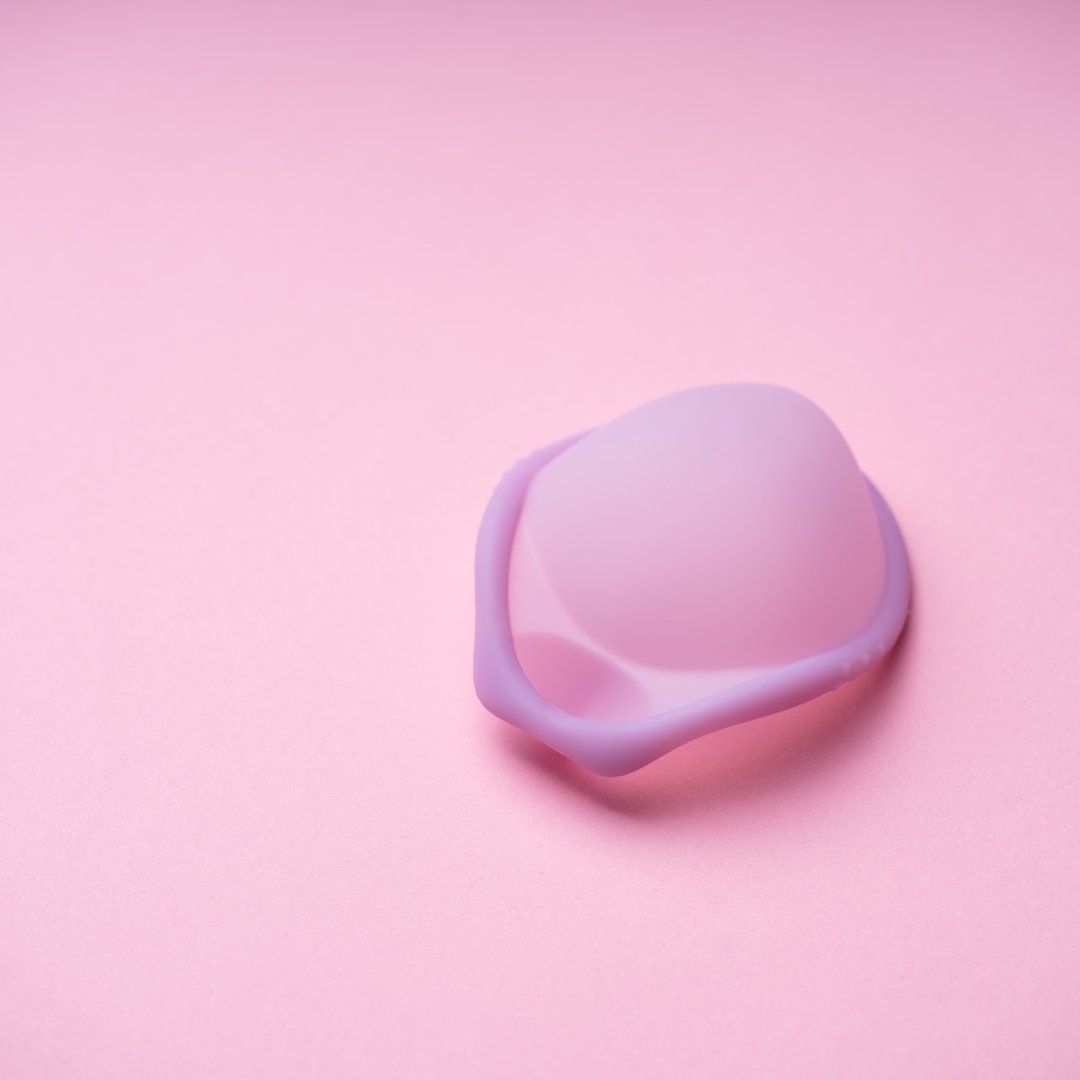 The diaphragm is a fantastic form of birth control! 🤩Tweak your contraception selection to find the best option for you by reading all about this method here ▶️ow.ly/6YS350RFHmQ

#birthcontrol #contraception #planningahead #familyplanning