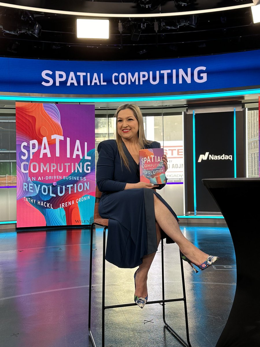 Huge congrats @CathyHackl @IrenaCronin on your book launch. Spatial Computing: An AI-Driven Business Revolution Terrific event today @Nasdaq