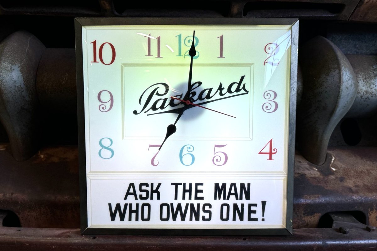 Ups For Dealers: Illuminated Packard Clock at No Reserve: This illuminated Packard clock measures 15″ wide, 15″ tall, and 5″ deep, and it is designed for wall hanging. The translucent white… dlvr.it/T6svRC Bringatrailer.com #carsofinstagram #carporn #classiccar
