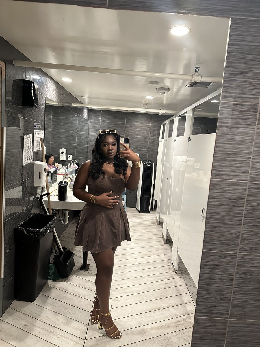 lexlexx_17's tweet photo. he winning if im his https://t.co/cMuxseuTQa
