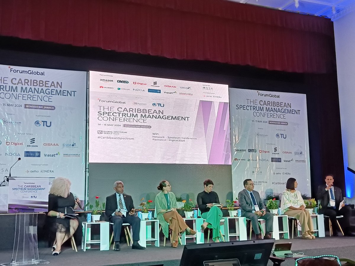 rvwomersley's tweet photo. First panel session at #CaribbeanSpectrum considering WRC outcomes and future issues. It seems D2D is a hot topic for the region. https://t.co/JUEUZixxs2