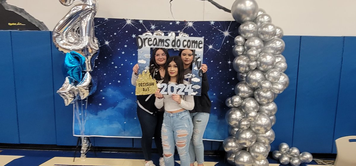 Senior Decision Day 2024 was a success. We want to thank the parents, students, staff and the community for making this day memorable. Next up........GRADUATION!!! <a href="/KingHSPanthers/">CE King High School</a> <a href="/ECHS_SheldonISD/">Sheldon ECHS</a> <a href="/SISD_CCC/">C. E. King High School College & Career Center</a> <a href="/SheldonISD/">Sheldon ISD</a>