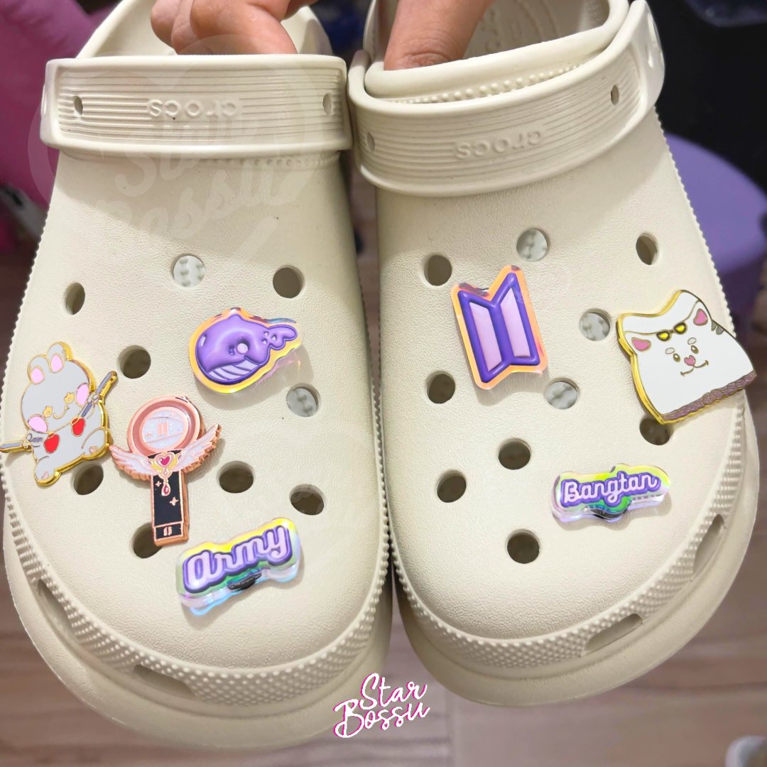 StarBossu's tweet photo. 🙌✨️ mi trabajo se centra en diseñar con un estilo MahouKei y Kpop 
Soy originaria de Monterrey y con los años he ido haciéndome de varios lugares con punto de venta para que puedan ver personalmente mi trabajo Twitter ayúdame a llegar a mi público ideal 🥹🤲 👀 #kpoptwt https://t.co/ybbzcdLRZw