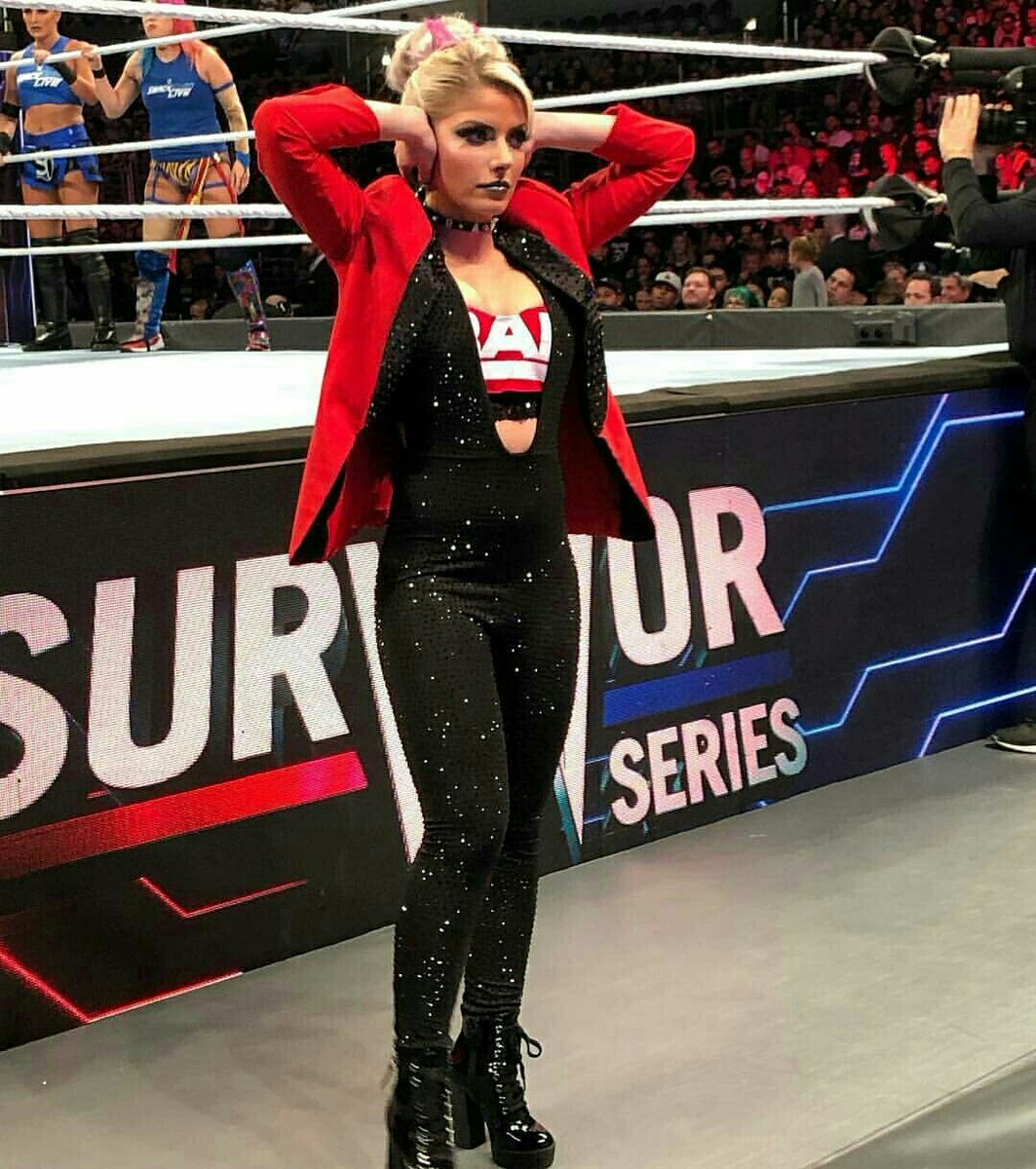 blissfull_style's tweet photo. 17.1K #Followers on my #AlexaBliss #Instagram Account❤ Thank You❤ #BeautyIsBliss #Blissfull #Blissfits #EvilBliss #DarkAlexa #AlexasPlayground #Lillylution #TheEvilIsMine #WWERaw #queen #wwe #RawIsBliss https://t.co/kH6ITMn9mL