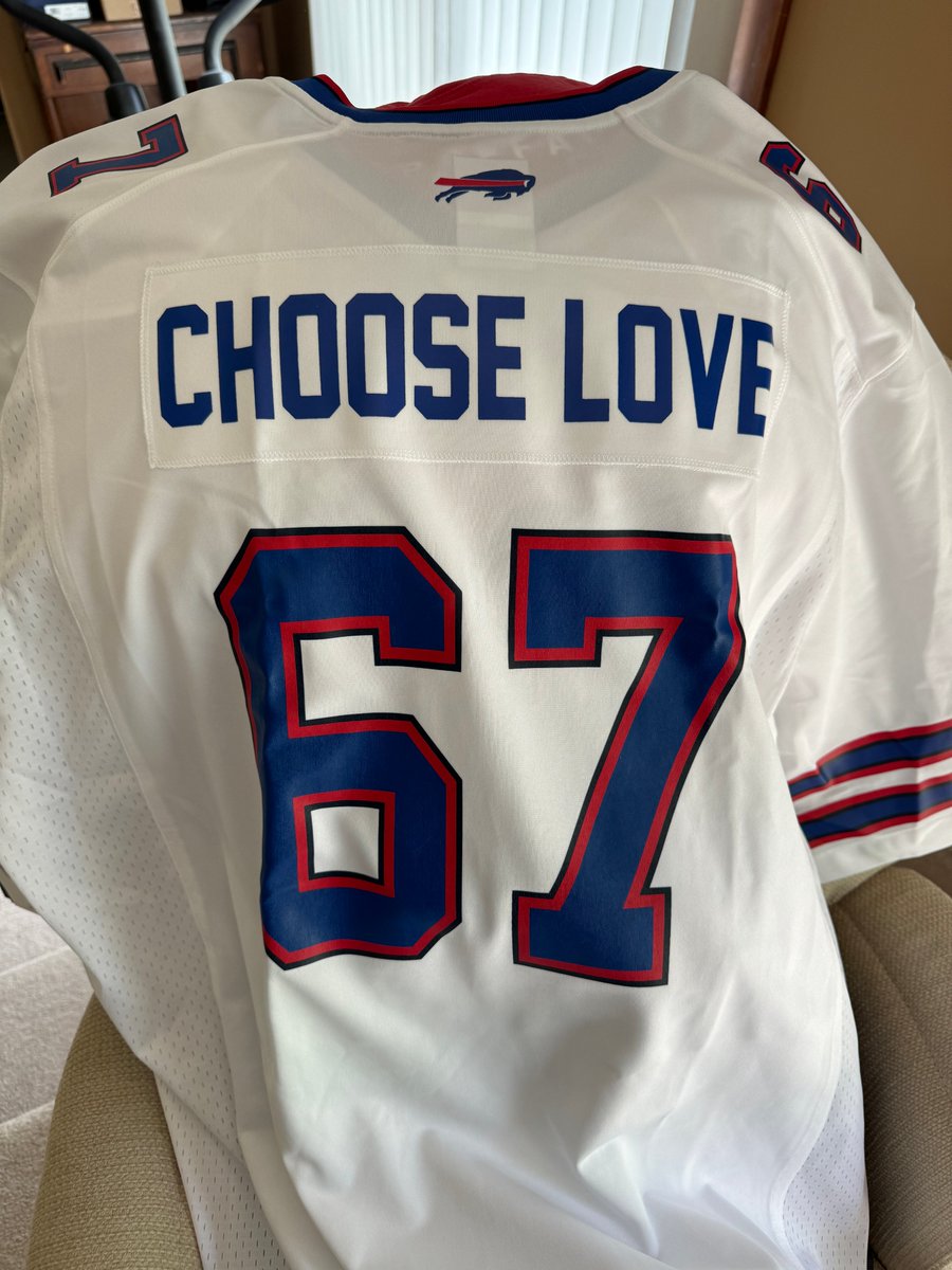 My away jersey delivered today.
#ChooseLove #OneBuffalo
