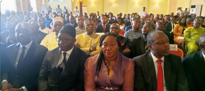 Minmap_Officiel's tweet photo. Cérémonie d'Installation du Coordonnateur et des Responsables de l'Unité de Gestion du Projet  E-Procurement ce vendredi 03 Avril 2024 à Djeuga Hôtel Palace de Yaoundé https://t.co/gOx2KkJxRl