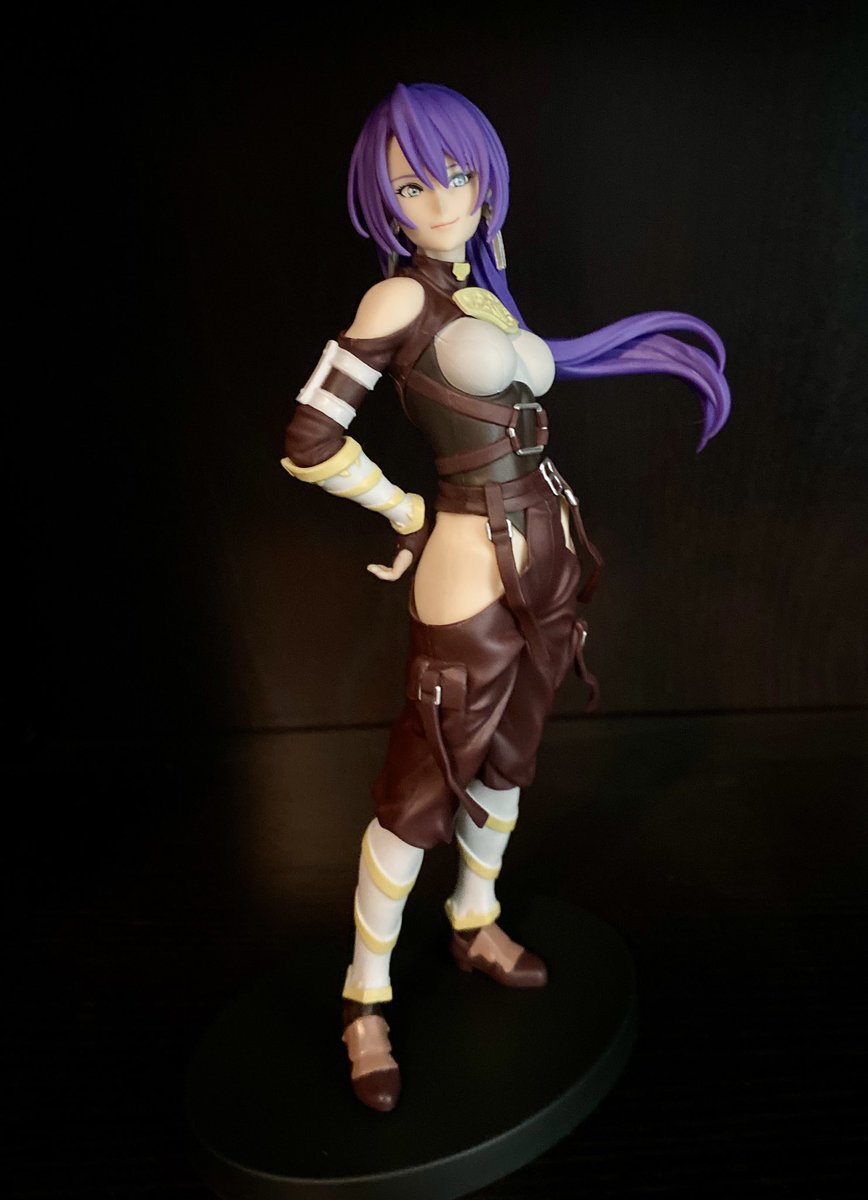 Errmergawd! The first character I voice with a full size figure!
I luff her. She shall sit on my shelf with pride and wonder 🥰💜 @Crunchyroll #ShangriLaFrontier #ArthurPencilgon