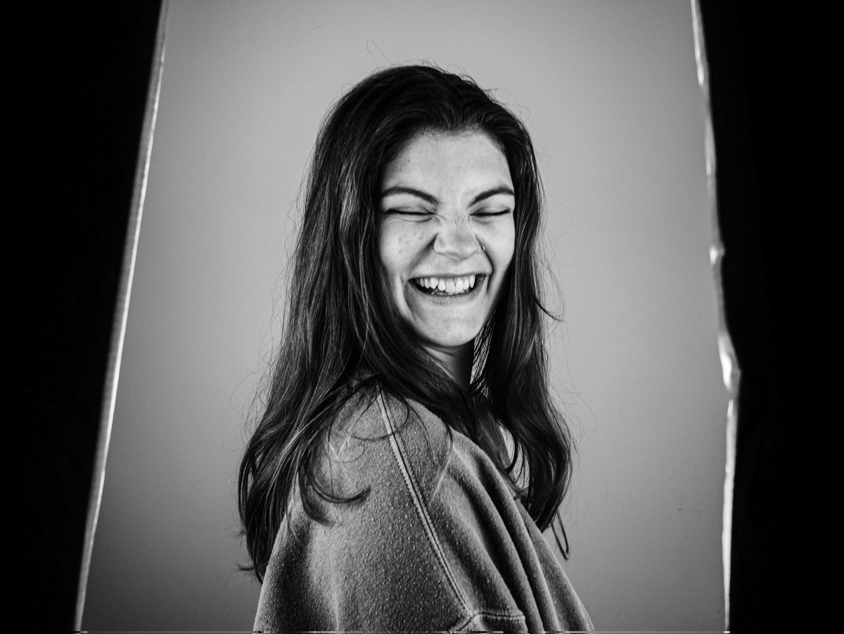 Libby_Symons's tweet photo. Took some pics of my friend @aliicegerry 🤍🖤 https://t.co/fvZtVFKhNV