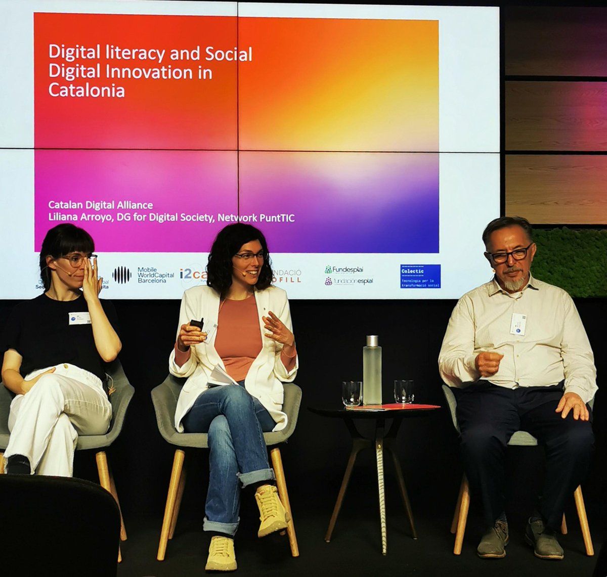 📸 Avui i demà som a Brussel·les participant en les jornades ‘Regional & local approaches to digital inclusion’ #ADWeeks2024 organitzades per l’associació europea @AllDigitalEU, de la qual som membres 🗣️ Amb la DG de Societat Digital @Liliana_ArroyoM com a ponent