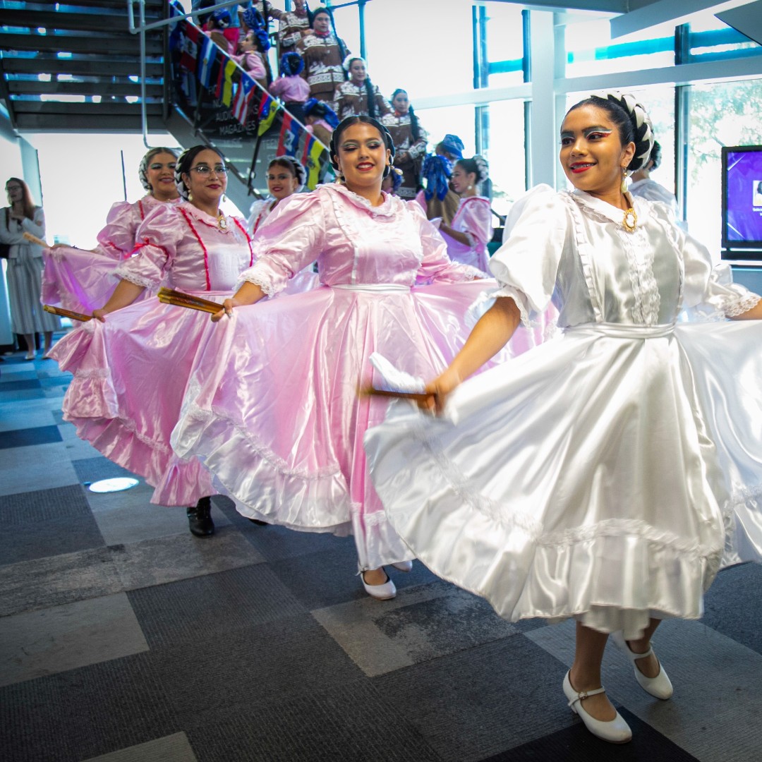 Help us spotlight the incredible Latino leaders shaping Denver! Nominate someone for the Latino Community Service Awards. From educators to activists, all ages and backgrounds are welcome. Submit nominations at denlib.org/LCSA-Noms24 by June 17!