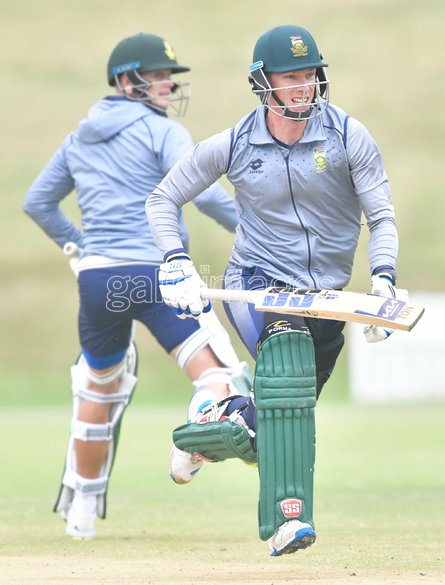🏏 ICC Men's T20 World Cup: South Africa Training Session

👉 tinyurl.com/5aw5htt8

🗣️ @ICC @cricketworldcup #icct20worldcup 

📸 @Syd_Seshibedi