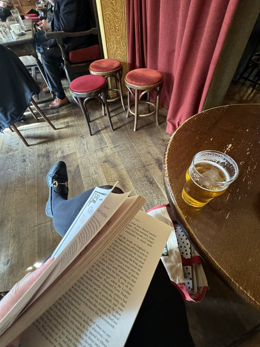 Reading about Fifth Monarchists and Puritans in the pub. I’d like to think it’s what they’d have wanted… #twitterstorians