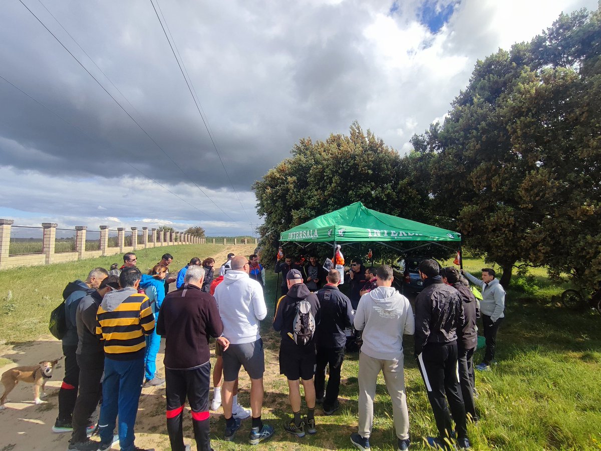 GR37EF's tweet photo. Hoy el @GR37EF  trabaja  la Orientación Deportiva  en el medio natura en Valcuevo a través de @iOrienteering
@CFIE_CR 
@cfiesalamanca 
@CFIESA_EFA 
@educacyl https://t.co/zozsrrJW6s