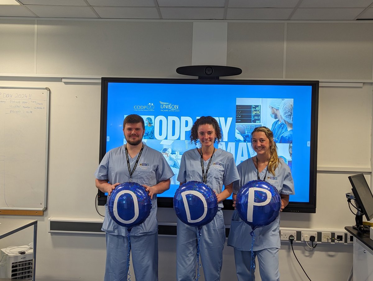 Our wonderful students are demonstrating the skills they have learnt to other learners on ODP day! Well done everyone! #hiddennolonger @BoltonUni @CollegeODP