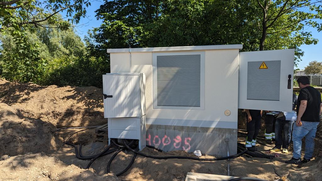 Tour durch Großraum Berlin beendet. Krasser Ritt. Vielen Dank <a href="/UFODriveTweets/">UFODRIVE</a> für den <a href="/Tesla/">Tesla</a> Model Y.