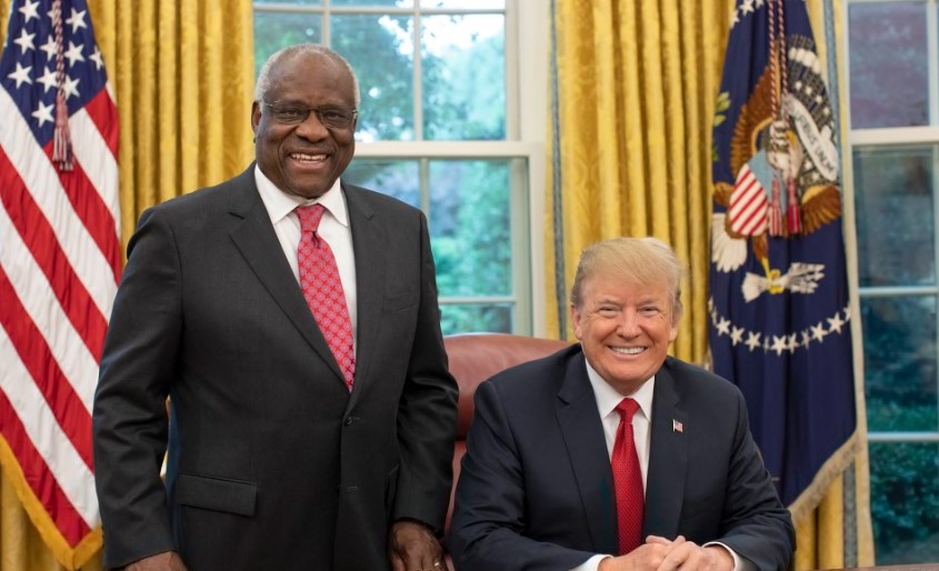 🚨BREAKING: Justice Clarence Thomas says, Trump is innocent and is being politically persecuted. Please Repost🙏 Do you agree with Justice Thomas? If YES, I want to follow you!!!