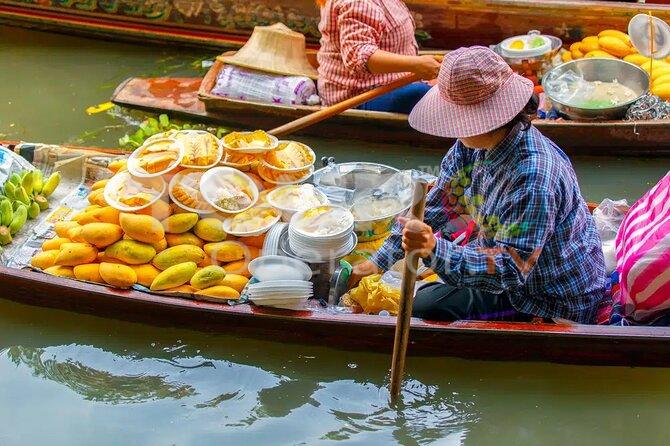 Full Day Tour Damnoen Saduak Floating Market and Ayutthaya in Bangkok 🛎 s.cl4.us/2xx #Bangkok #Central_Thailand #daytrips #Thailand #tour #touractivities #tourexperience #touroperator #touroperatortv #toursbyduration