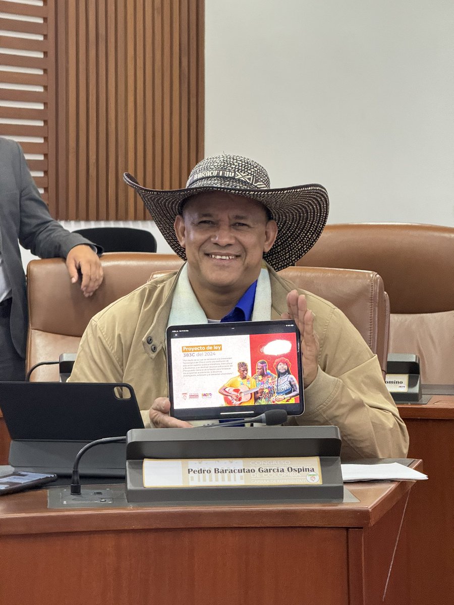 Este proyecto de ley sentará un precedente en la educación pública de Colombia, la @UTCH_ será la primera Universidad del país con enfoque interétnico, intercultural y biodiversa, pero no será la última. Conéctense ya desde mis redes y canales de la comisión sexta del Congreso…