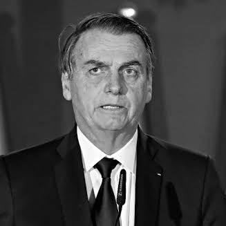 pesquisas_elige's tweet photo. 🚨ESCÂNDALO URGENTE: O jornal @folha acaba de trazer à tona a informação de que o Governador Tarcísio de Freitas (REP-SP) vendeu terras públicas com 90% de desconto aos empresários de extrema-direita que doaram para a sua própria campanha em 2022. Por favor, escrevam TARCÍSIO SAFADO nos comentários da postagem. Precisamos fazer com que esse assunto tenha engajamento, pois é esse cara que deseja ocupar o lugar de @LulaOficial a partir de 2027!🇧🇷👍🤢