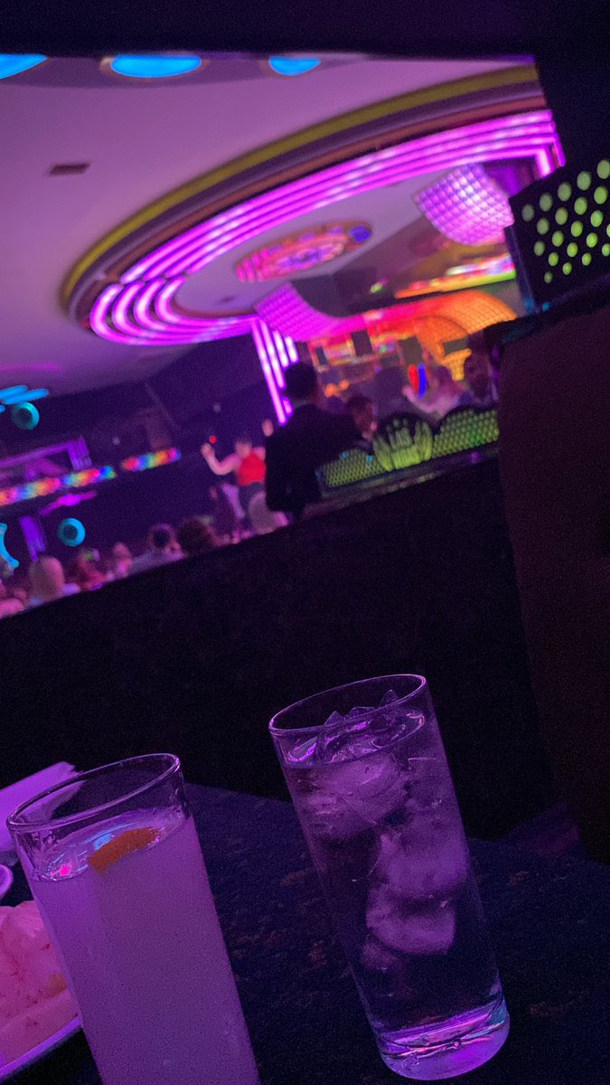 Seviyoruz alemi 🤩 #alem #pavyon