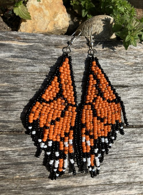 luckyburritos's tweet photo. #handmae Beautiful orange seed bead butterfly wing earrings
#luckyburritoart
link below👇 https://t.co/8pV2ukSg9m