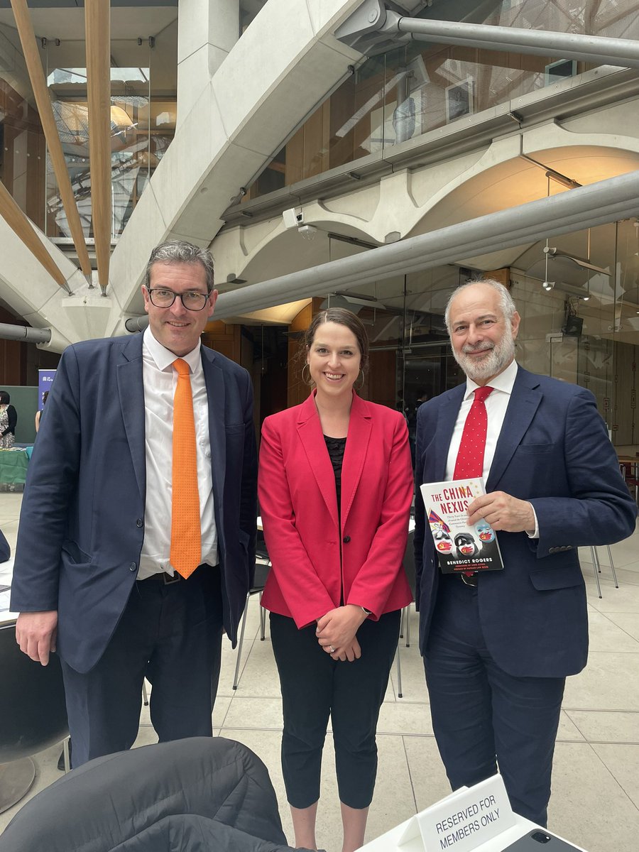 Thank you @FabianLeedsNE for meeting to discuss the dangers of #Article23 in #HongKong, and the need to sanction John Lee, review the status of #HKETOs & expand the #BNO scheme in response. We also strategised on how to best address the withholding of HKers’ #MPF savings.