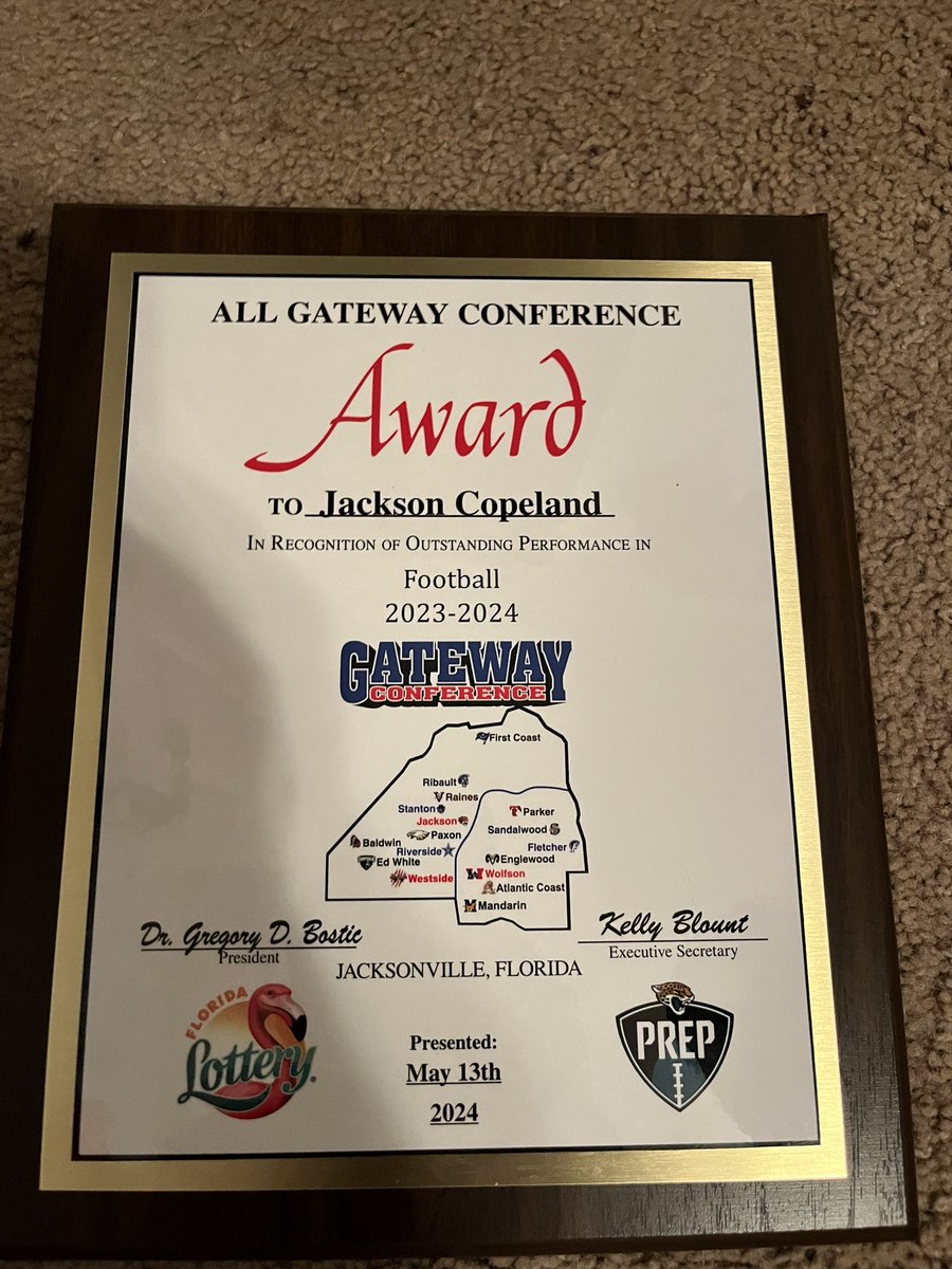 JacksonCopela35's tweet photo. I’m extremely Honored to have received  ALL-Gateway first team representing the Top LB Jacksonville. @Mandarin_HS_FB @talleymama @BullockToby1 @CoachRoberts760 https://t.co/Xu2Zzb66FA