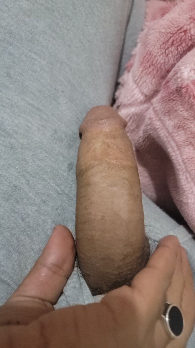 من في صنعاء جااد مايهم عمره المهم جاد أنا عمري ٢٨ واحب واحد يكون ياسالب ياديوث