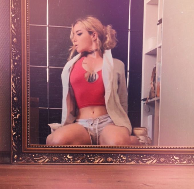 liegt es am wetter oder warum bin ich so hot? https://t.co/Qps0LhlNSi