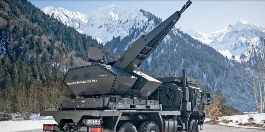 • سويسرا 🇨🇭 تعتزم شراء أنظمة دفاع جوي جديدة ومتوسطة المدى بحلول أواخر عام 2024 • ومن المتوقع أن تعزز هذه الأنظمة بشكل كبير قدرة الجيش السويسري على الدفاع عن مجاله الجوي