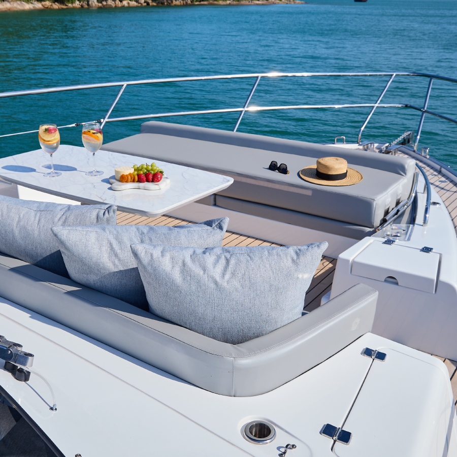 SchaeferYachts's tweet photo. Schaefer 660. Espetacular de todos os ângulos, com a excelência em qualidade que só a Schaefer Yachts pode oferecer.

📱
Entre em contato com um de nossos consultores pelo WhatsApp: 48 99180-4003