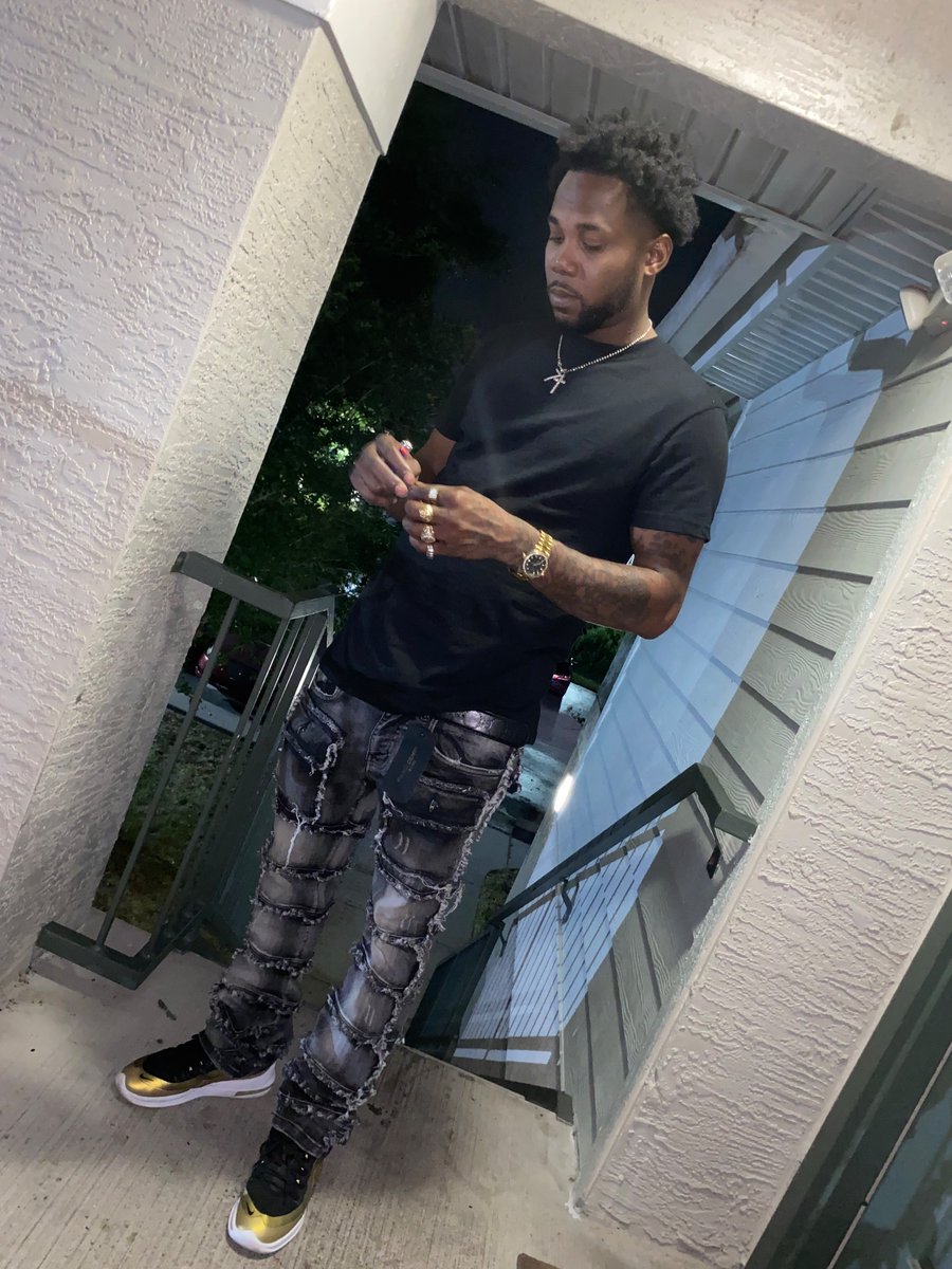 God keep me protected 🤞🏽🤴🏽