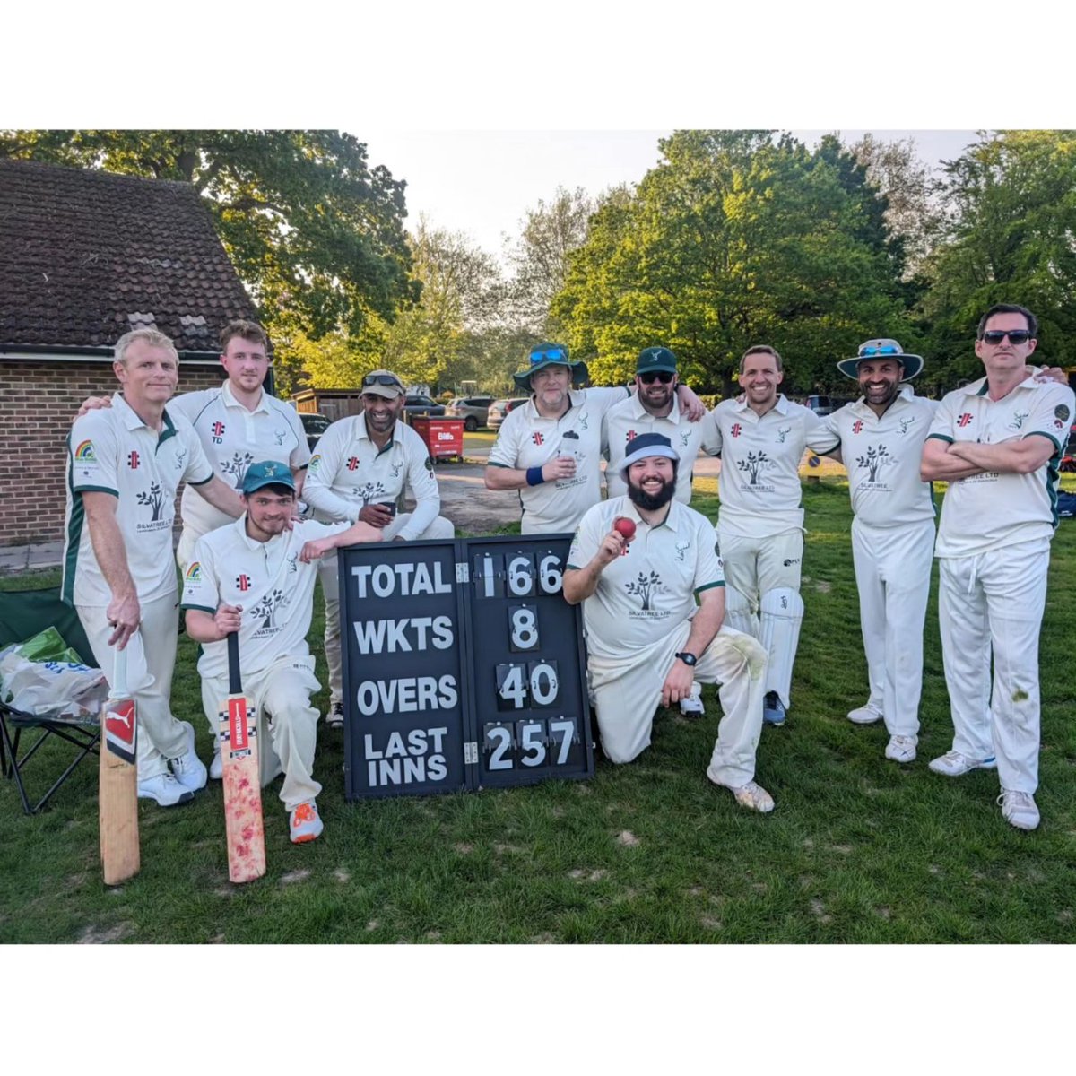 The winning sides from this weekend's league matches showing off our new match kit.

Top effort from everyone involved, we're already looking forward to our next round of games this coming weekend!

#forestrow #cricket #club #sussex