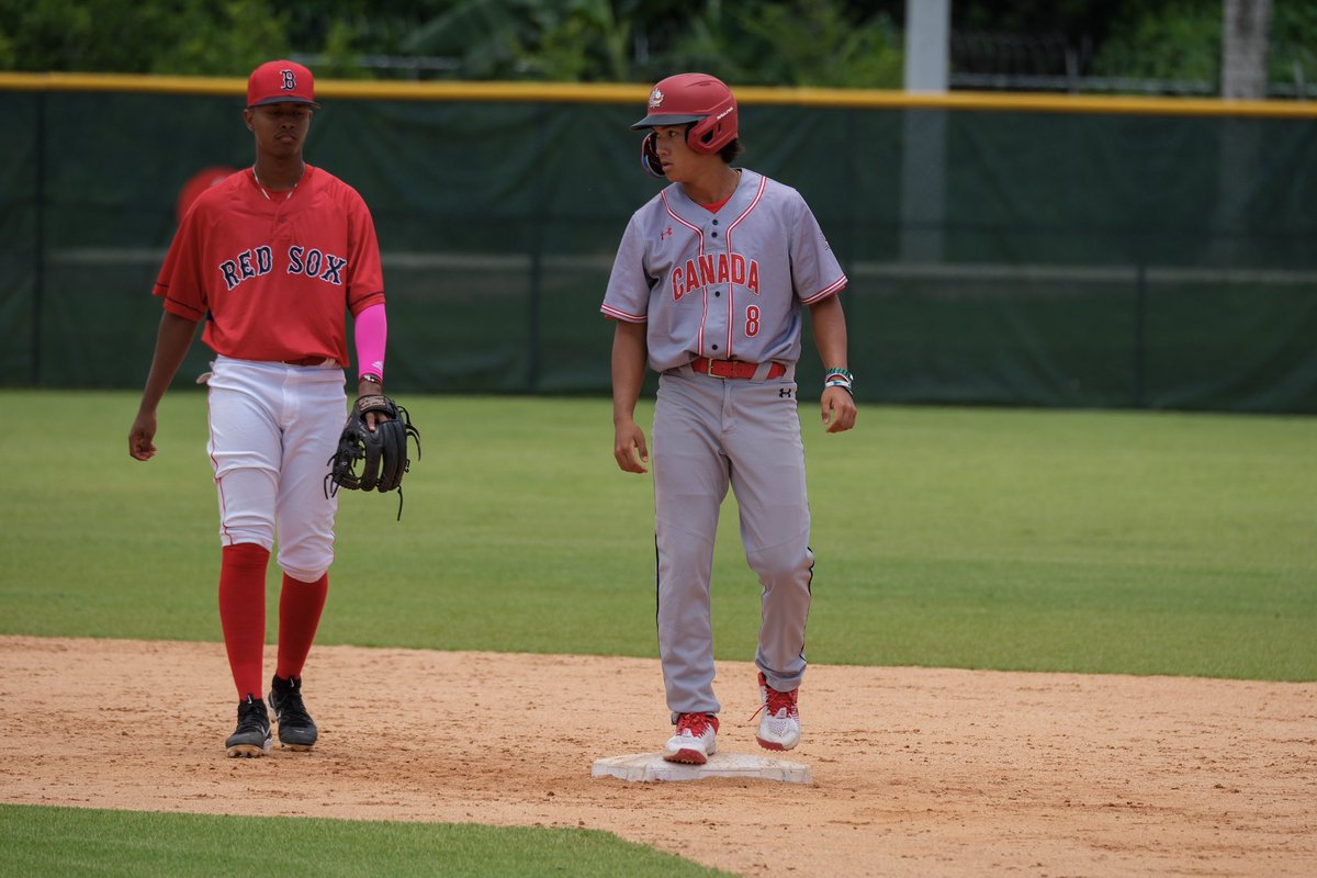 @WilliamLabont8 @SheamusRyan @masonault_ @adynschell14 @TimPiasentin BIG 2RBI Triple for @Max_boies gives the Juniors the lead late in the ballgame! ⬆️9️⃣ JNT 2-0 Red Sox DSL #BaseballCanada | #JNTDR