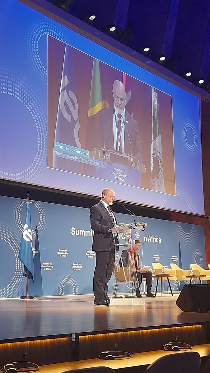 Glad to be at @IEA's major Summit on #CleanCooking in Africa! Highlighted the urgent need to bridge funding gaps, enhance distribution, and integrate clean cooking into electrification strategies. The Piano Mattei 🇮🇹 aims to significantly contribute to these goals.