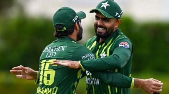 Another 100 runs Pship between Babar and Rizwan. You can hate THEM, but they are still the best. HOLD THAT HATERS
#PAKvsIRE