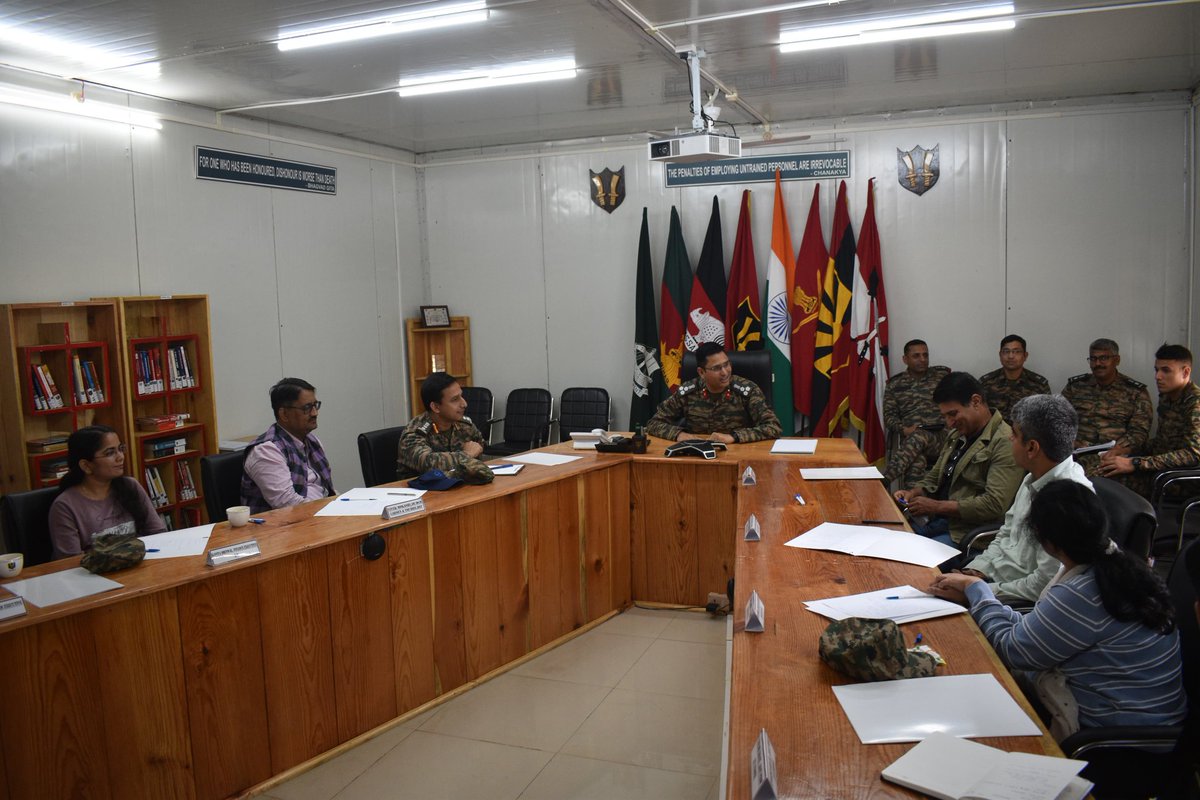 Delegates from #Defence_Industry, #MSMEs, #StartUps & #Academia on a Forward Area Tour being organised by #SpearCorps, #IndianArmy visited #Lohit valley in #ArunachalPradesh to gain first hand knowledge of the challenges in operational areas. They also interacted with troops in