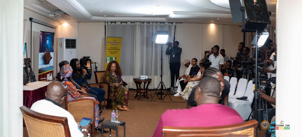 Excerpts from Stevie Wonder's Meet the Press upon his arrival in the country yesterday. He interacted with and answered series of questions from the Ghanaian Press..... . #VisitGhanaNow #destinationGhana #GhanaIsHome #StevieWonderInGhana #WelcomeHomeStevie #diaspora #StevieWonder
