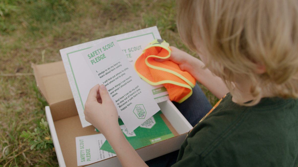 DYK that the BASF Safety Scouts kit is designed to engage little ones in learning about farm safety? (And we hear kids love the safety vest that comes with it!) To order yours: casa-acsa.ca/en/farmsafe-ki… #KeepKidsFarmSafe @BASFAgSolutions