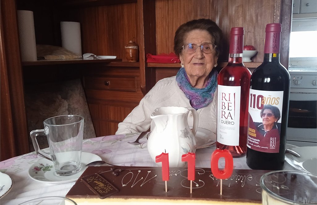 Hoy es un día muy especial en #RiberaDelDuero. No hay muchas personas que puedan decir que cumplen 110 años como Bonifacia Valcabado, Boni como le gusta que le llamen, esta vallisoletana que se mantiene vital, alegre y agradecida.