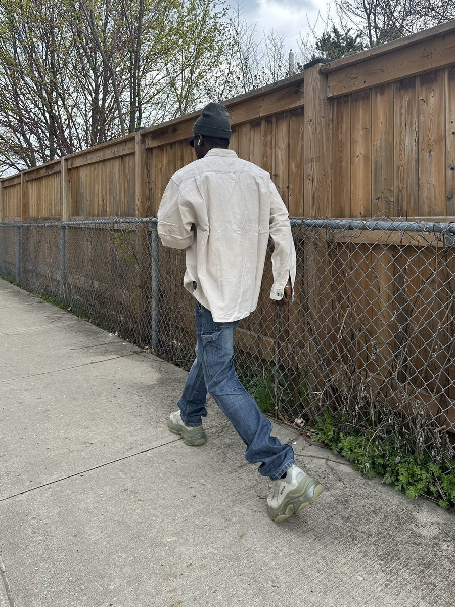 Smoke dey                      Na Ghana loud oo