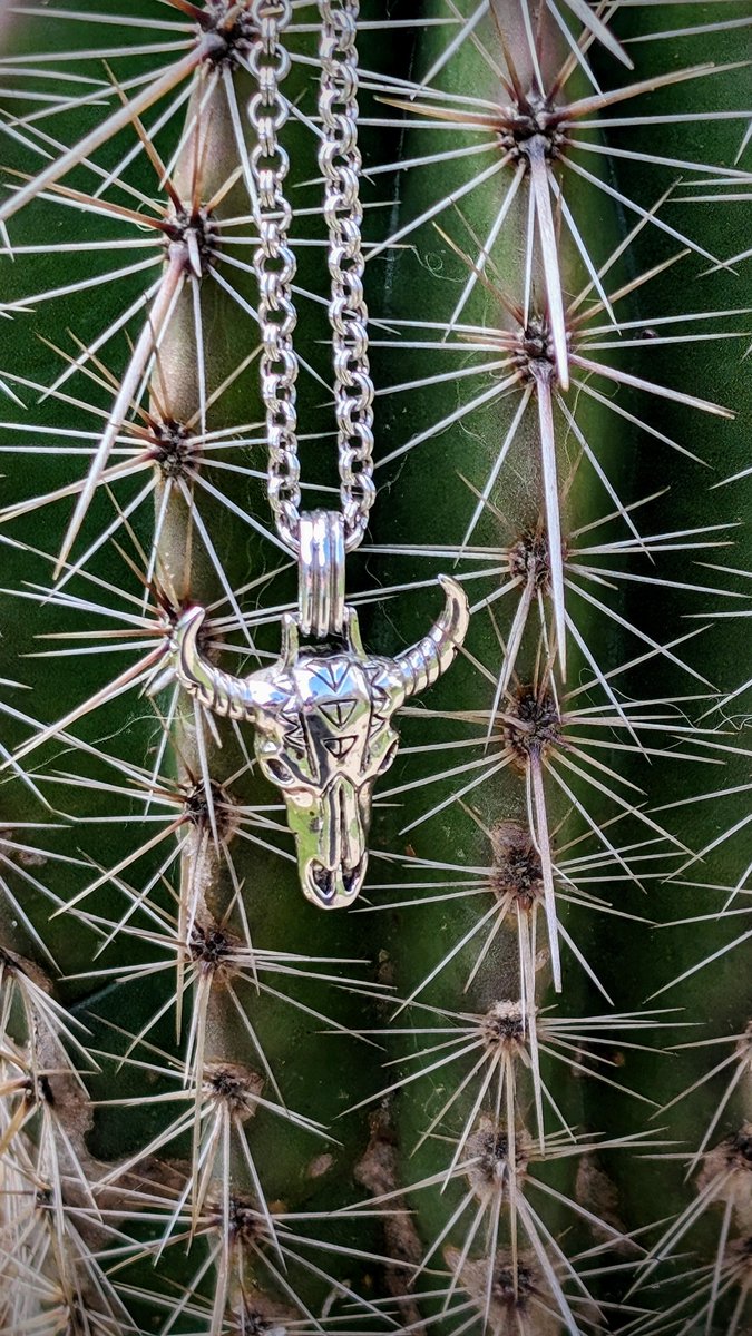 Shout-out to all you 🌵 love'n, 📿wear'n, silver stackers! 
#Cactus #SilverJewelry