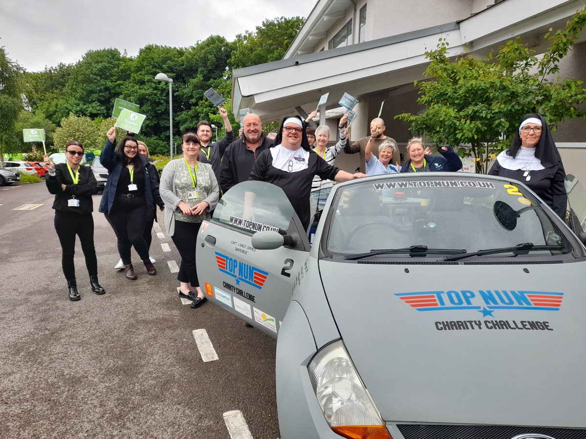Loyal supporters Lance and Sonia Davies - aka @TopNun2024 - set off from Tŷ Hafan this morning on their 1,400 mile European banger rally. Welsh actor @SteveSpeirs4 was there to wave them off on their journey to Benidorm, along with other supporters and staff! Good luck 💚💚💚