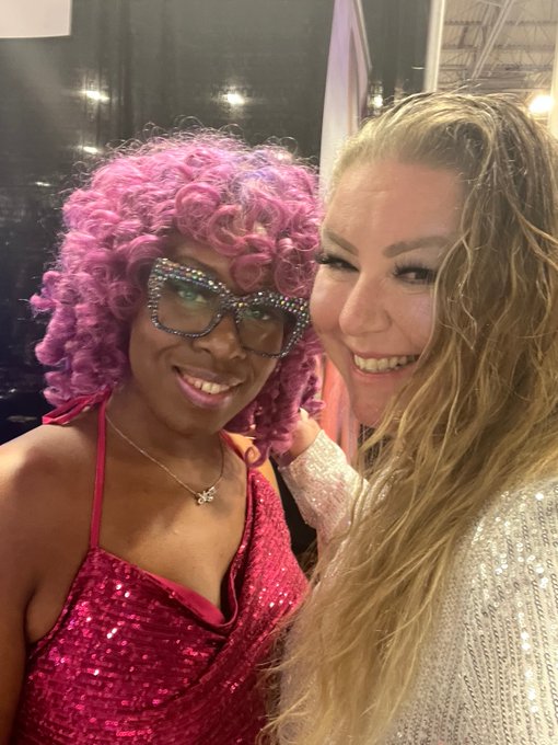 Happy birthday to my good friend @msmarshaex https://t.co/ihPOmuhOo1<a class="tags" href="/tag/msmarshaex">@msmarshaex</a>