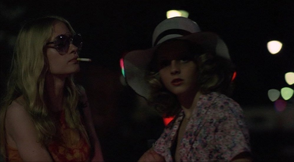 TheCinesthetic's tweet photo. Taxi Driver (1976) dir. Martin Scorsese https://t.co/07ov2unyMN