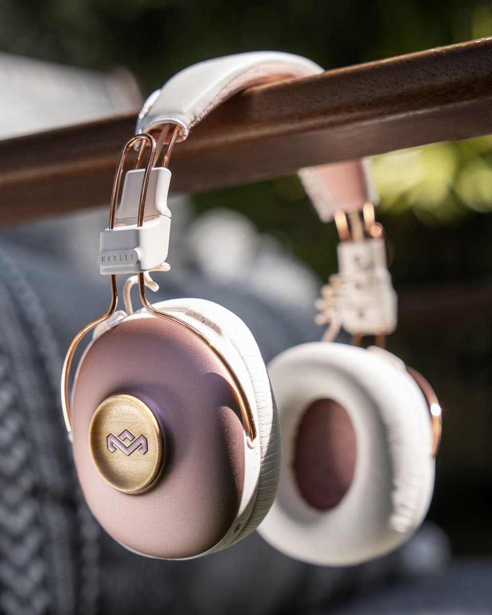 Experience sound in style with the Positive Vibration Frequency Headphones. Looks good, sounds even better. 👌🏾 #HouseofMarley #Headphones bit.ly/PVFrequencyHea…