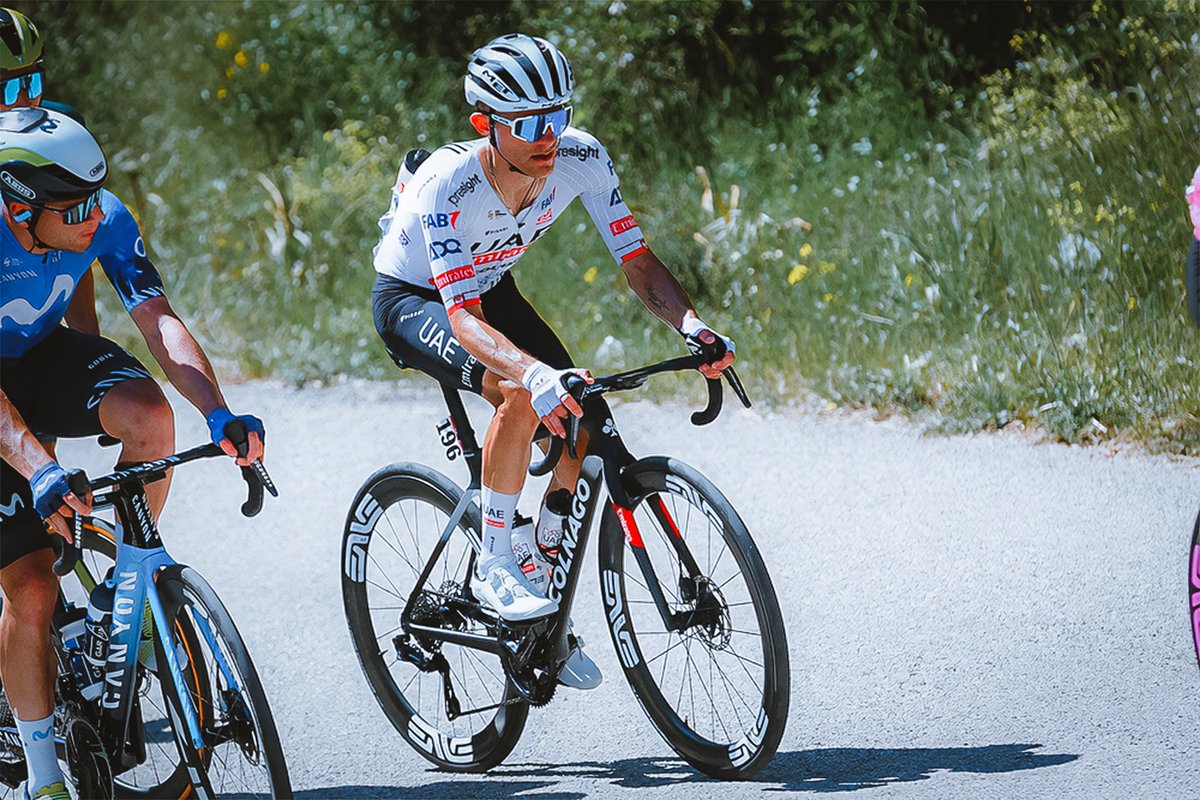 Back on the saddle! 😊✊ Beginning of second week @giroditalia🩷🇮🇹 #UAETeamEmirates #WeAreUAE #GirodItalia