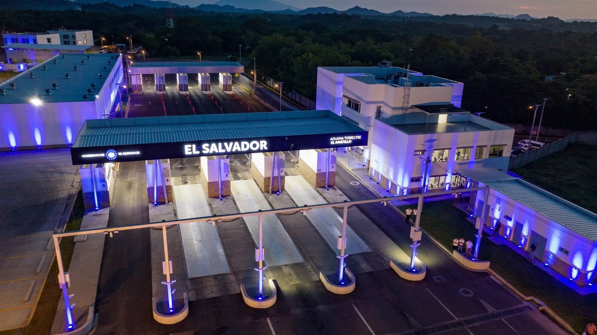 El Director <a href="/BenjaminMayo_SV/">Benjamín Mayorga 🇸🇻</a> en conferencia con representantes de la Vicepresidencia Regional de la Organización Mundial de Aduanas para las Américas y el Caribe <a href="/WCOAMERICARIBE/">OMA Americaribe</a>, anunció que nuestro país será sede de la próxima Conferencia Regional de Directores Generales de