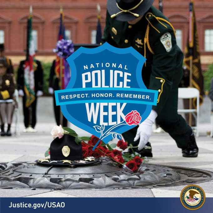 Thank you to the brave men & women in uniform who put everything on the line to protect us. During #PoliceWeek2024, we recognize the officers we have lost & extend our deepest condolences to their loved ones. 👮🌹 #PoliceWeek #LawEnforcement