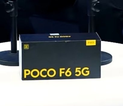 Here's the #POCOF65G box 😍 @Himanshu_POCO @IndiaPOCO